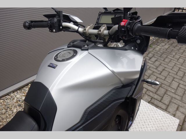 yamaha - tracer-900-abs