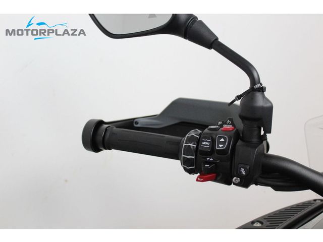 bmw - r-1300-gs-adventure