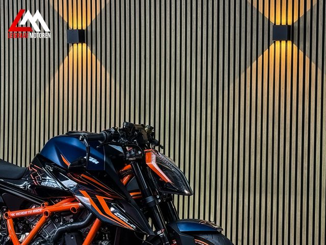 ktm - 1290-super-duke-r