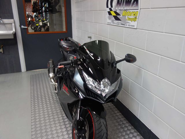 suzuki - gsx-r-750
