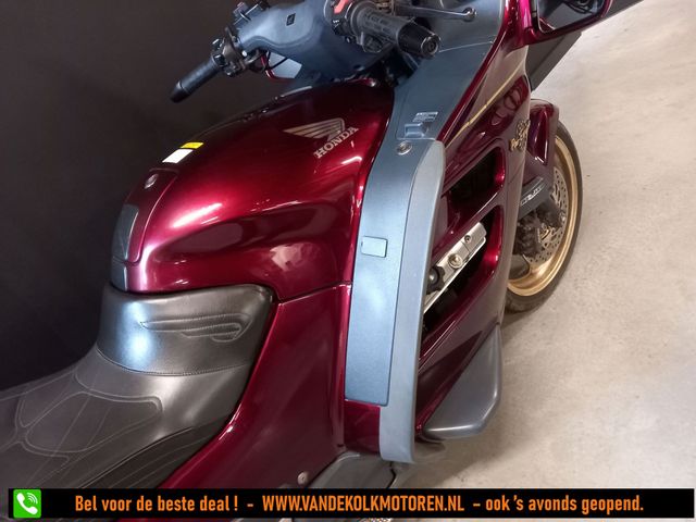 honda - st-1100-pan-european-cbs-abs-tcs