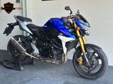 SUZUKI GSR 750