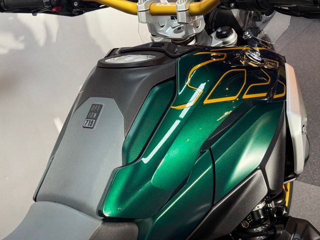 bmw - r-1300-gs
