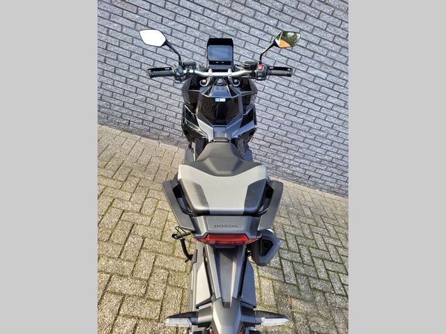 honda - x-adv