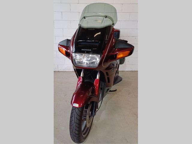 honda - st-1100-pan-european-abs-tcs