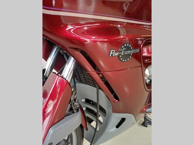 honda - st-1100-pan-european-abs-tcs