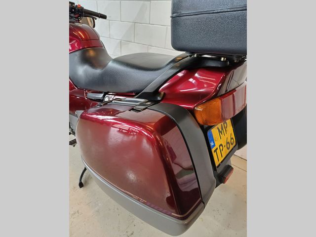 honda - st-1100-pan-european-abs-tcs