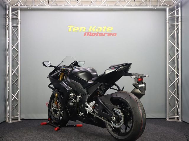 honda - cbr-1000-rr-fireblade-sp