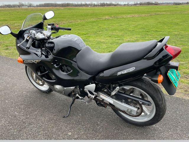 suzuki - gsx-750-f