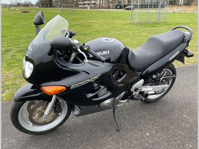 suzuki - gsx-750-f