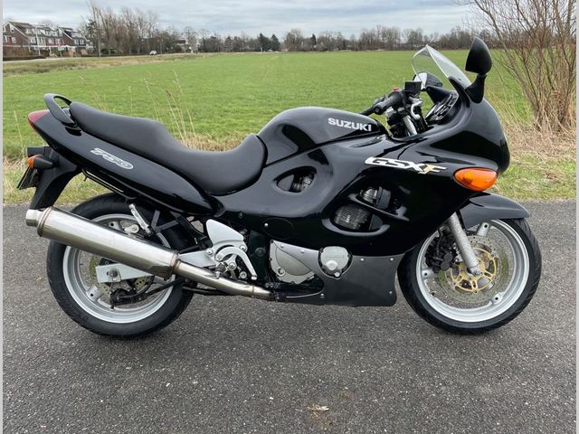 suzuki - gsx-750-f