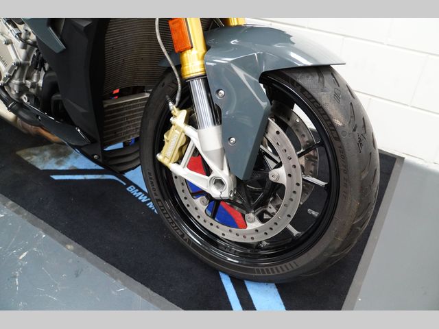 bmw - s-1000-r