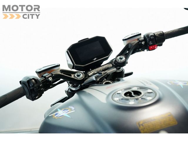 mv-agusta - dragster-800-rr-scs