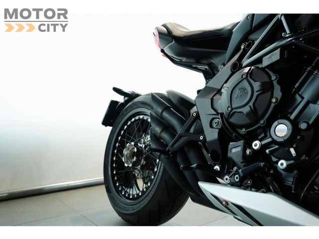 mv-agusta - dragster-800-rr-scs