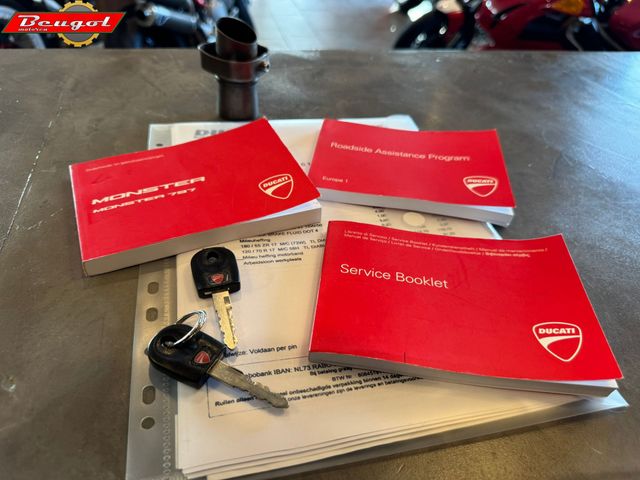 ducati - monster-797