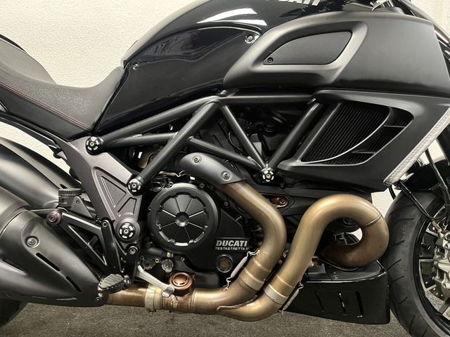 ducati - diavel