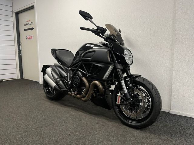 ducati - diavel