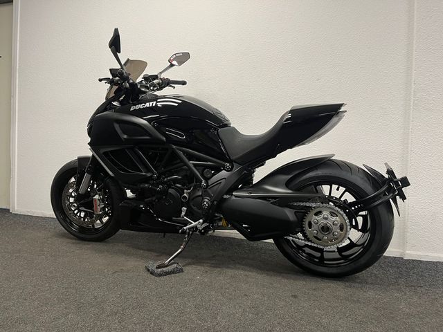 ducati - diavel