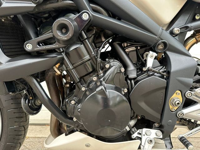 triumph - street-triple-675