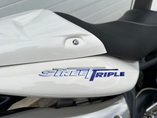 triumph - street-triple-675