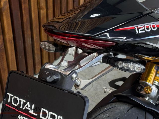 triumph - speed-triple-1200-rs