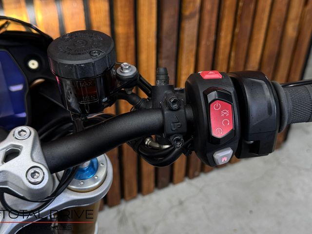 triumph - speed-triple-1200-rs