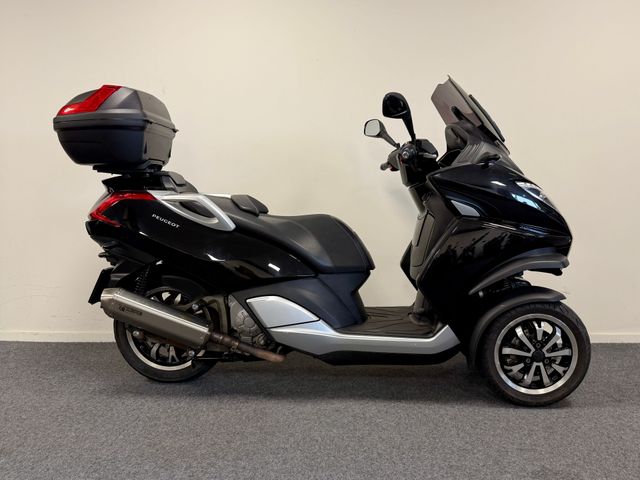 peugeot - metropolis-400