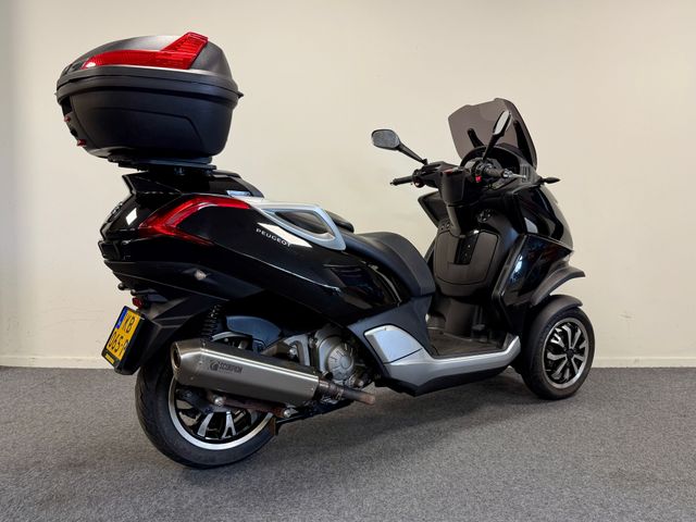 peugeot - metropolis-400