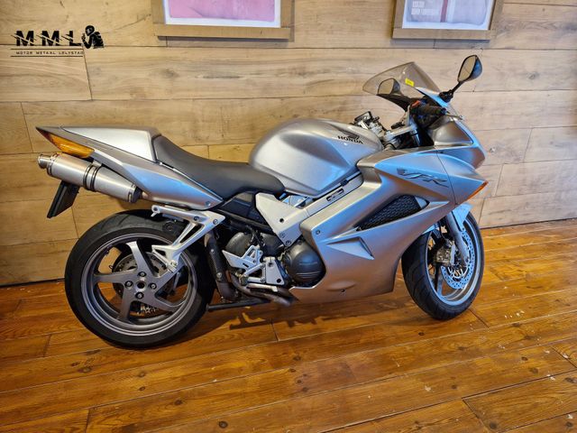 honda - vfr-800