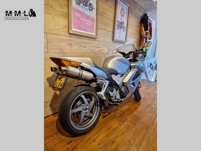 honda - vfr-800