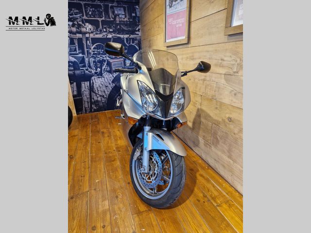 honda - vfr-800