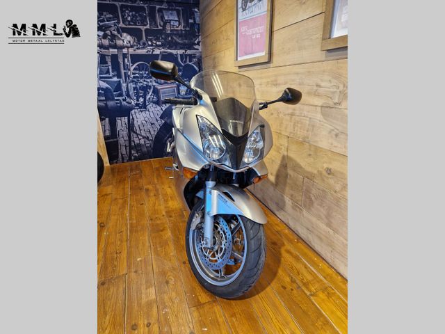 honda - vfr-800