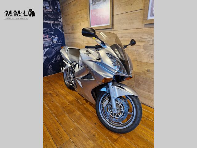 honda - vfr-800