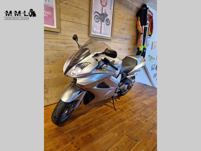 honda - vfr-800
