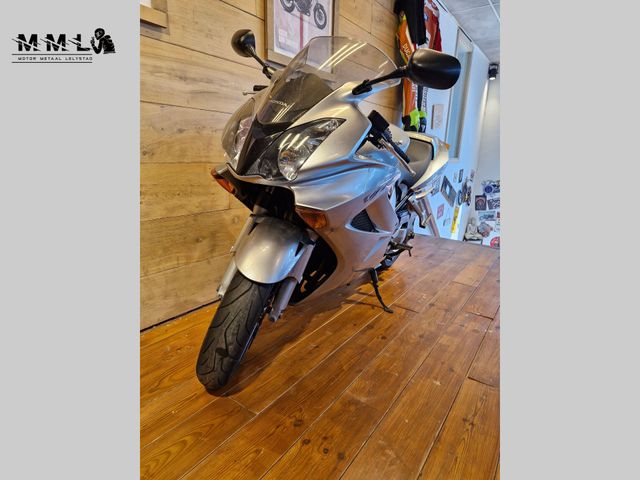 honda - vfr-800
