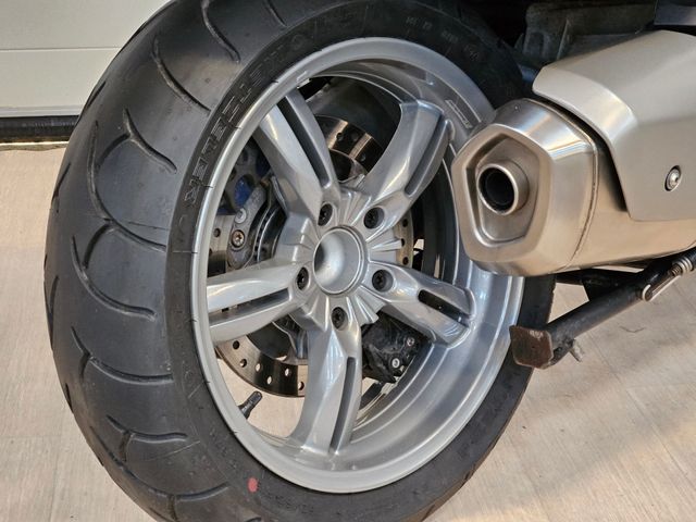 bmw - c-650-gt