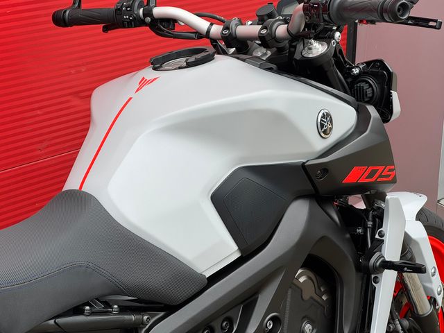 yamaha - mt-09-abs