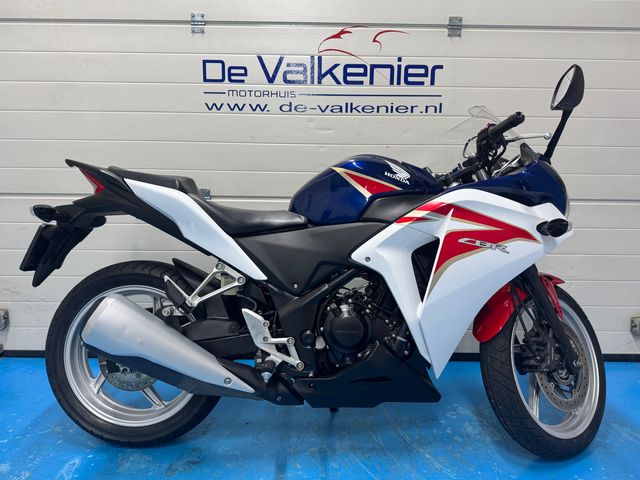 honda - cbr-250-r