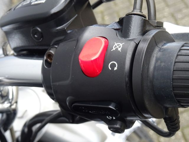 triumph - rocket-iii