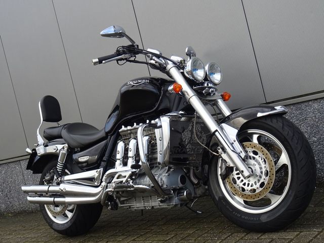 triumph - rocket-iii