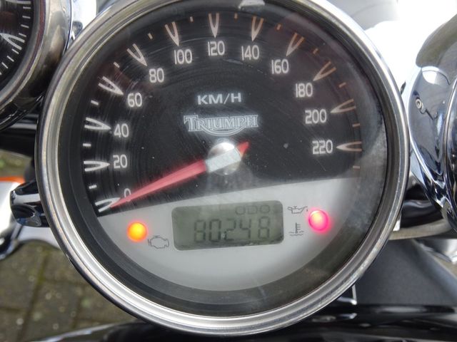 triumph - rocket-iii