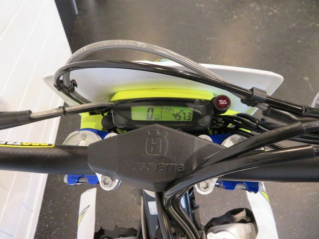 husqvarna - te-300i-jarvis-edition