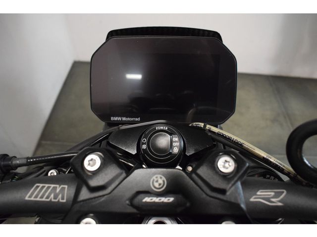 bmw - m-1000-r