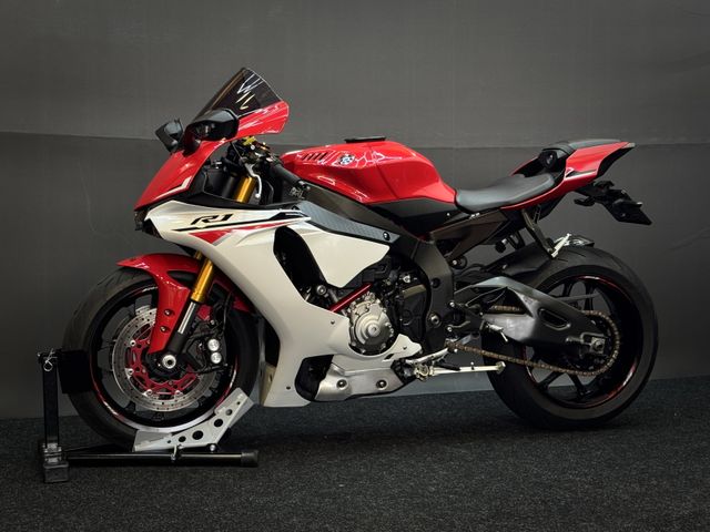 yamaha - r1