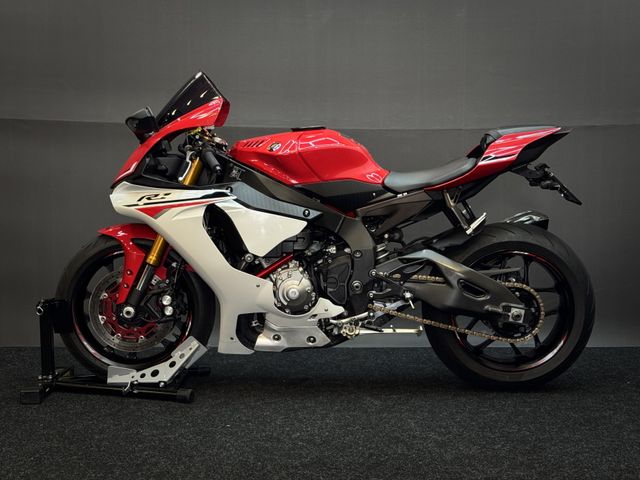 yamaha - r1