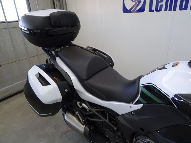 kawasaki - versys-1000-grand-tourer