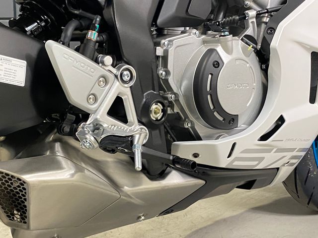 cfmoto - 675-sr-r