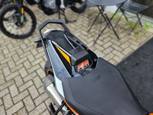 ktm - 790-duke