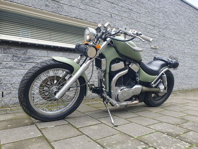 suzuki - vs-1400-intruder