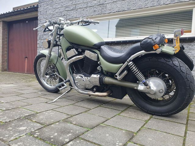 suzuki - vs-1400-intruder